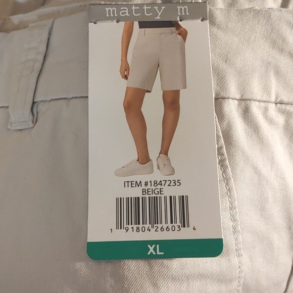NWT‎ Matty M Women's chino Shorts beige S XL - Picture 4 of 5